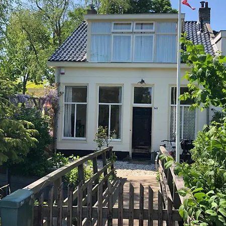 Dependance Leiden
